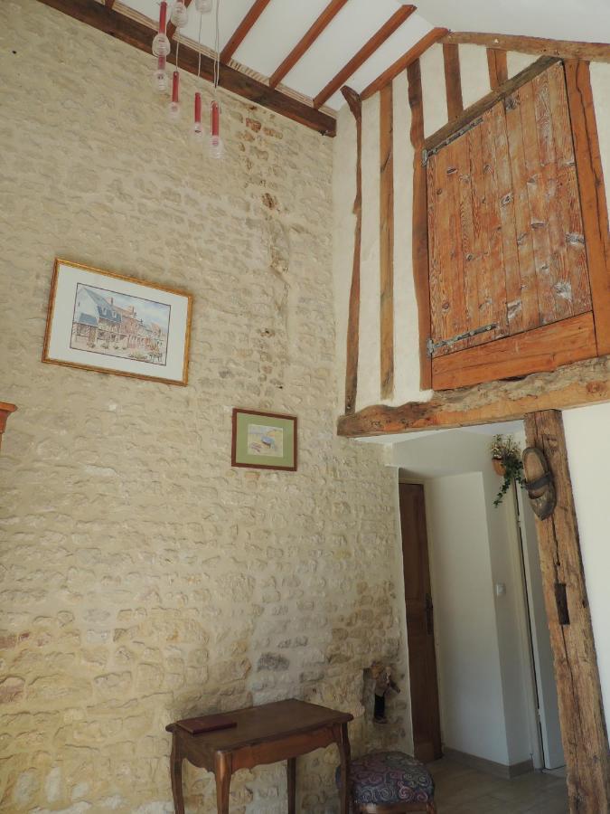 Bed and Breakfast La Ferme Du Bourg Eraines Экстерьер фото